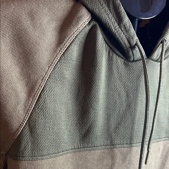 Jordan Olive and Khaki Short Sleeve Hoodie - Picture 5 of 8